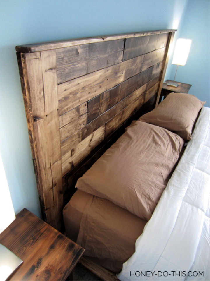 30 Easy To Build DIY Wood Headboard Ideas Its Overflowing   Build A King Sized Pallet Headboard 