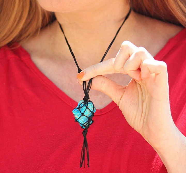 15 Simple Macrame Necklace Patterns (Full Pattern)