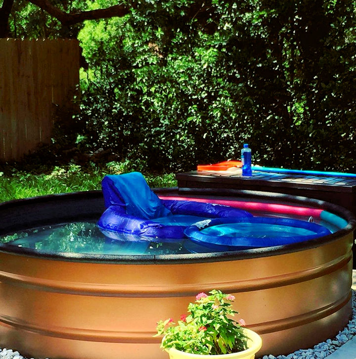 tank pool float