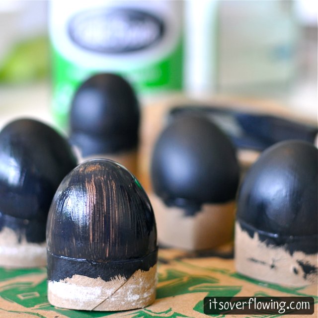 Chalkboard Painted Eggs   Chalkboard Paint Michaels 